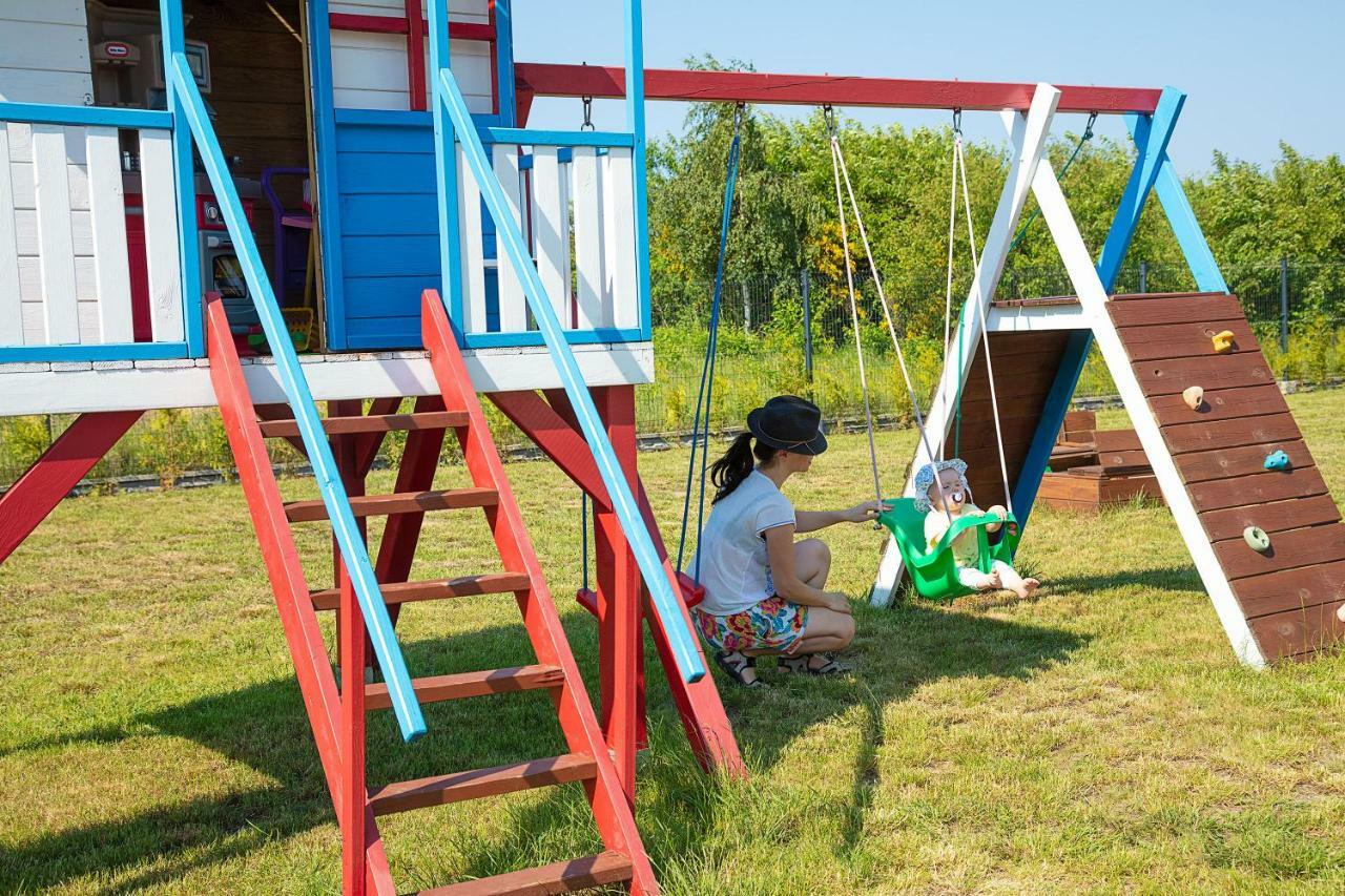 Domki Letniskowe Jastrzebia Park Jastrzębia Góra Exterior foto